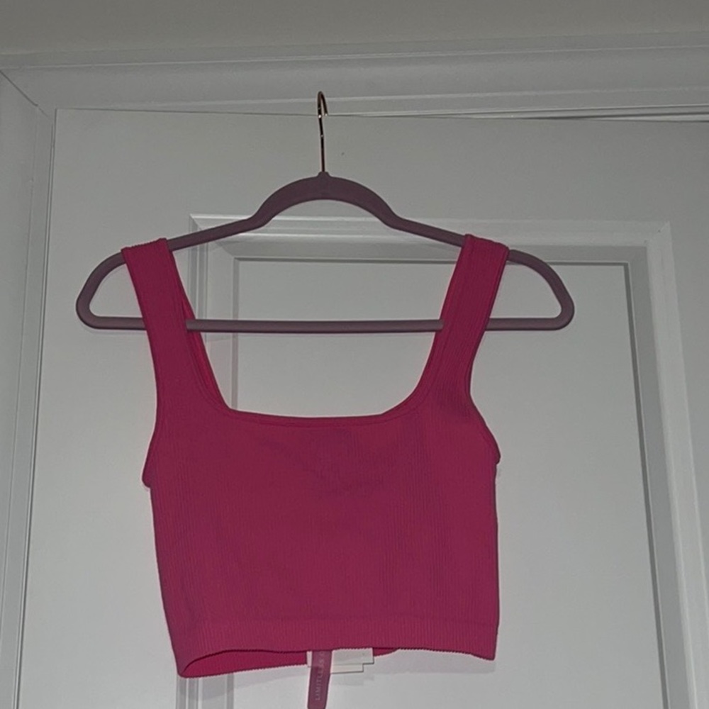 Pink top - Picture 4 of 8